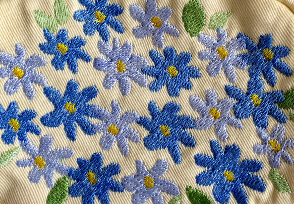 お花刺繍ミニポーチ(イエロー2色の花) 6枚目の画像