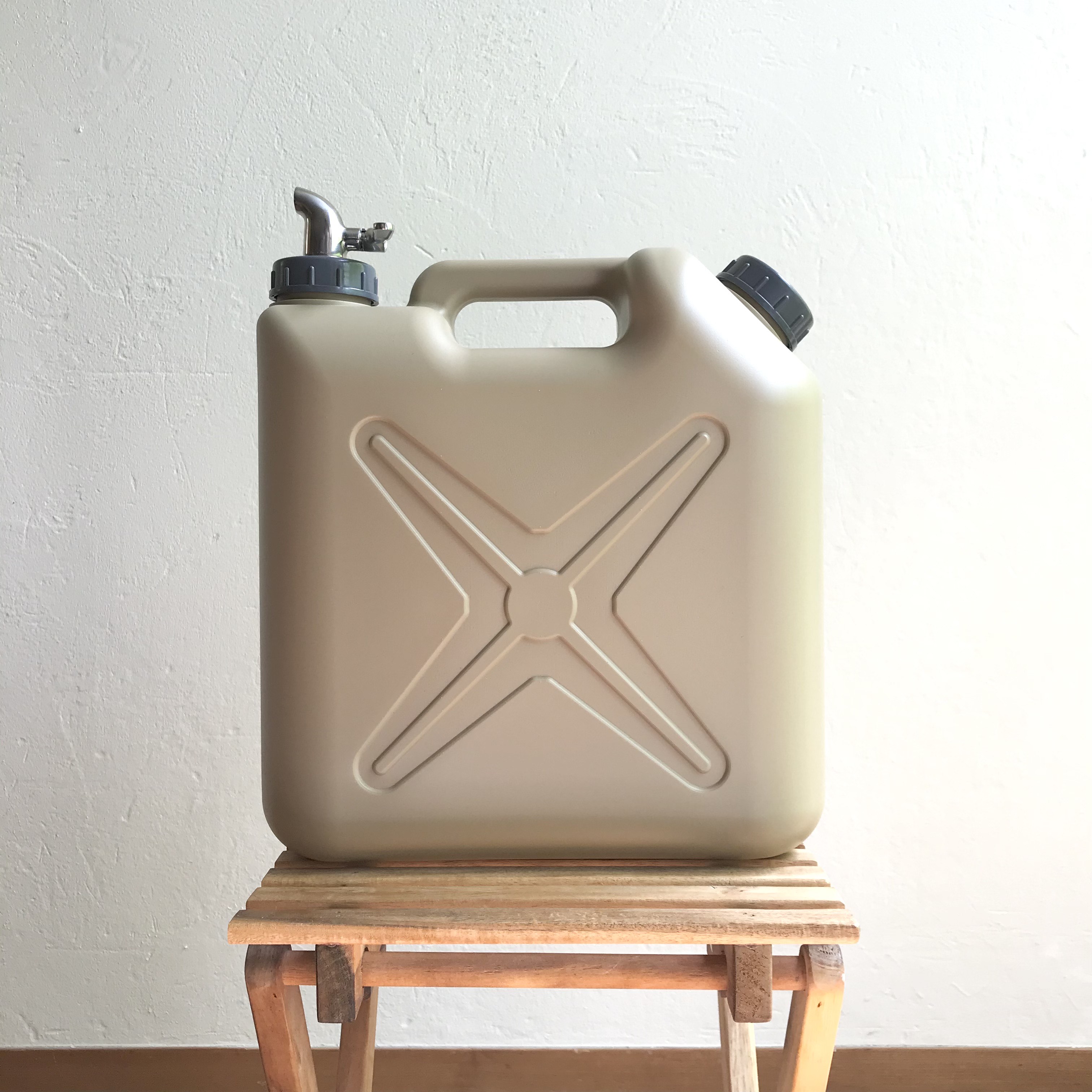 【オーダー品】カスタムウォータータンク10L／全4色(装飾品なし)