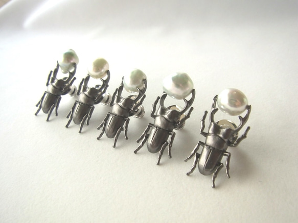 「beetles」　ピンズ 3枚目の画像