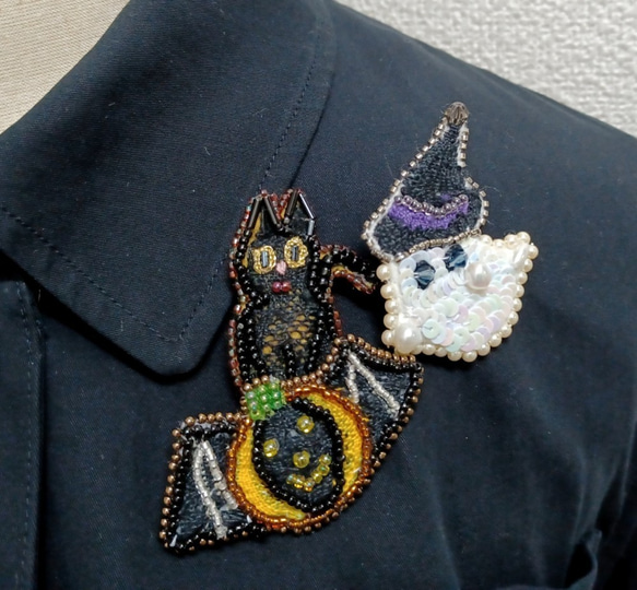 ハロイン　大人可愛いブローチ　猫❣　　☆ボビンレースのベースにビーズ刺繡 4枚目の画像