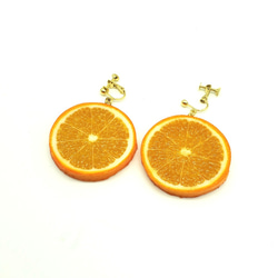オレンジ（両面細工）大サイズ☆リアルな食品サンプルのフルーツイヤリング 2枚目の画像