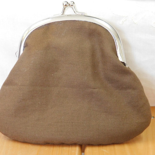 専用です！　　がま口ポーチ　ハンドメイド 専用です！ がま口ポーチ （コットン糸のミニがまぐち 1個