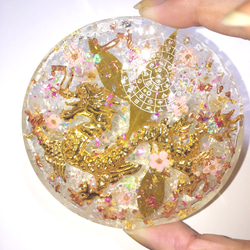 希少 六角錐 オルゴナイト 虹 ひらめき 魅力 高次元 癒やし 高