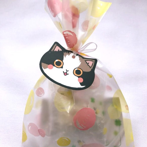 三毛＊しっぽが短い猫ケツのブローチ ぷりケツ 羊毛フェルト Stranger