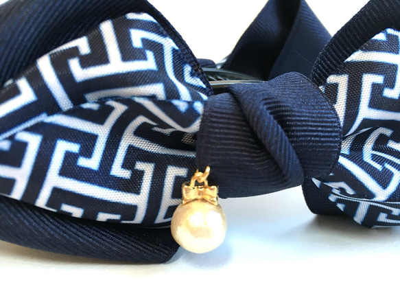 防滑♡香蕉夾♡海軍系列☆希臘的關鍵模式☆藏青色，棉花珍珠，緞帶 第4張的照片
