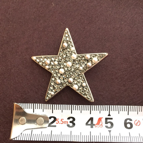 スワロフスキー 星形 ブローチ