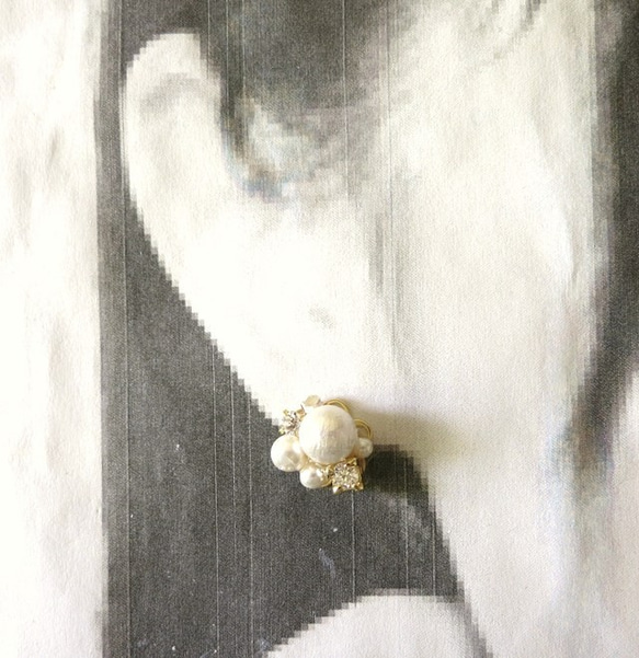 棉花珍珠和珠寶廣場耳環 第4張的照片