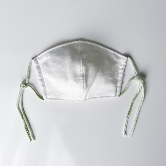 【即納】シンプルデザイン：立体布マスク：綿100％【日本製】送料無料！絞り染め！紐天竺生地！北欧！ホワイト 4枚目の画像