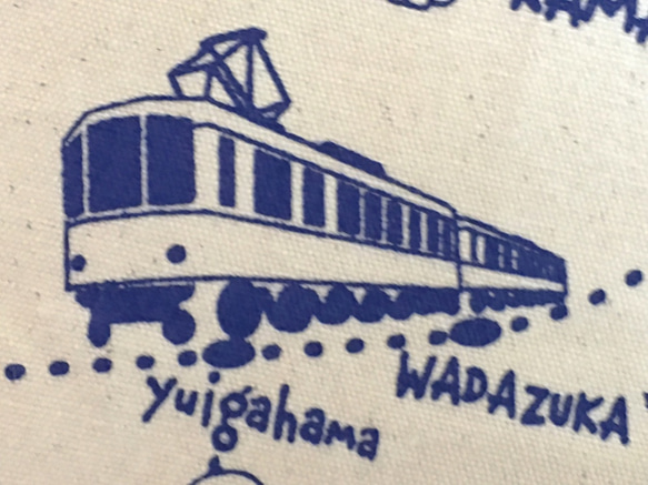 鎌倉散步貓插畫手提包地圖（黃色布料/海軍藍色印花） 第4張的照片