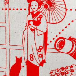 京都お散歩猫ちゃんイラストトートマップ（生成り地/朱色プリント） 4枚目の画像