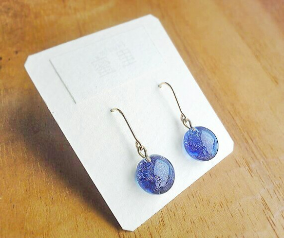 midnight blue pierced earring 1枚目の画像