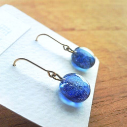 midnight blue pierced earring 2枚目の画像