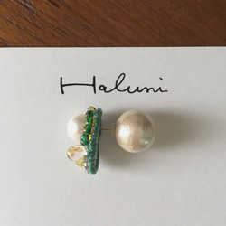［Haluni］14kgf 真珠と涙 ピアス（グリーン） 2枚目の画像