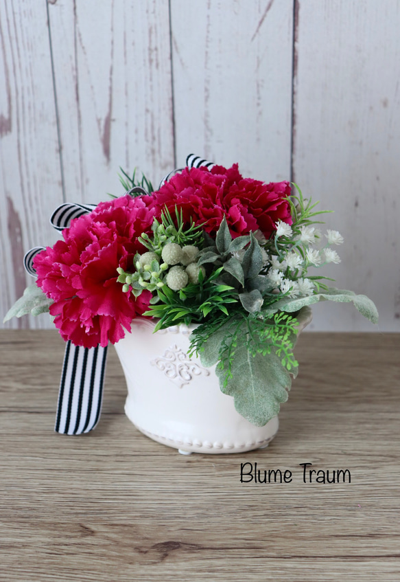 ★Blume Traum ★ カーネーションのミニアレンジ 3枚目の画像