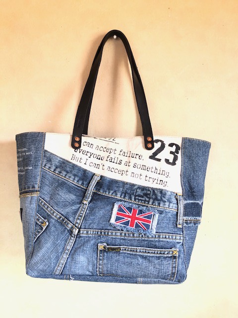 軽量+ストレッチ性+吸水速乾 トートバッグ☆デニムリメイク(国旗