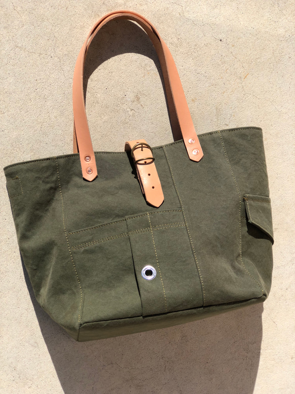 送料無料☆army duc tool  bag M  khaki 1枚目の画像