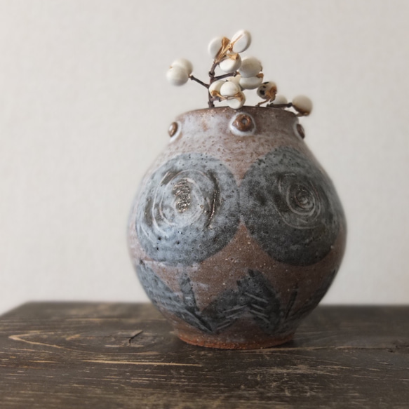 迷你鍋。質樸高雅的花藝設計。花瓶，Hanaire 第2張的照片