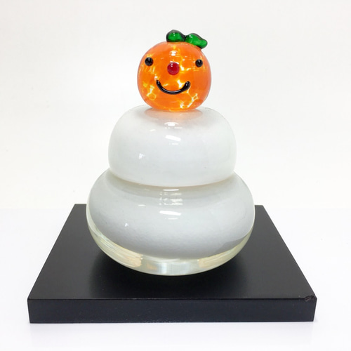 ❣️スマイル鏡もち君つぶつぶみかん❣️黒塗り台・箱付【zipで紹介