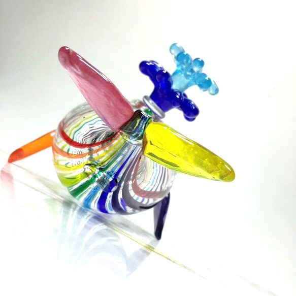 鯨魚小花瓶 第2張的照片