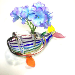 鯨魚小花瓶 第5張的照片