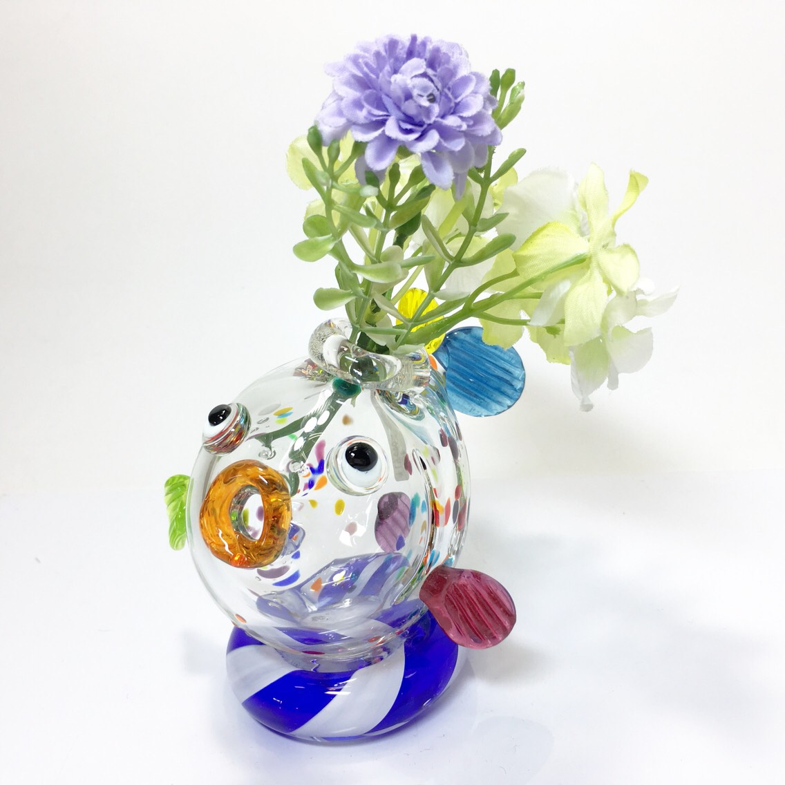 『受注制作』浮き輪に乗ったふぐの一輪挿し ver.夏