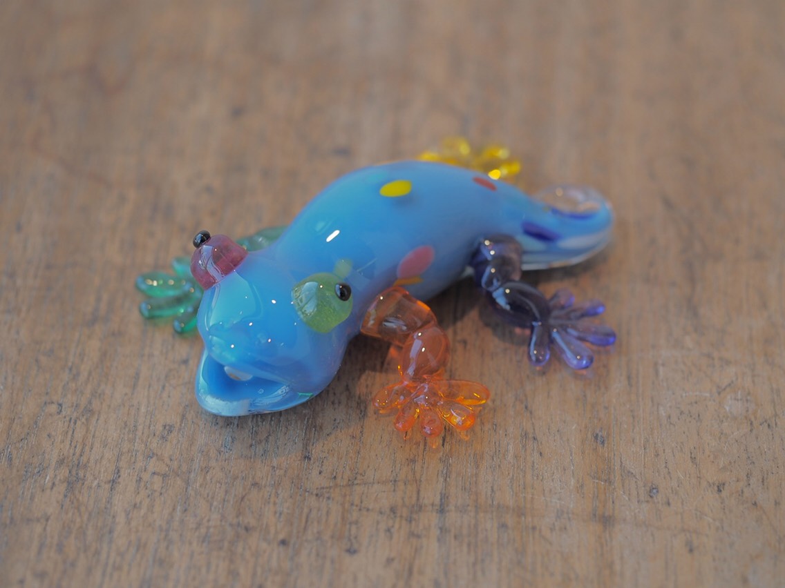 《creema限定》ヤモリの壁掛け一輪挿し・ブルー『受注制作』