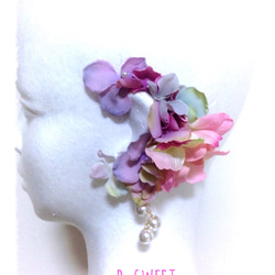 紫陽花とお花のイヤーフック (ピンク)左耳用 2枚目の画像