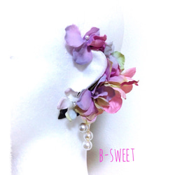 紫陽花とお花のイヤーフック (ピンク)左耳用 3枚目の画像