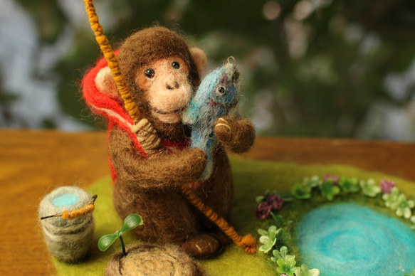 羊毛フェルト 猿のぬいぐるみ 約30cm