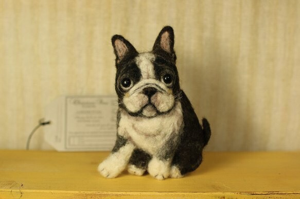 ボストンテリア☆ぷっくり 大きめブローチ☆羊毛フェルト☆犬イヌいぬ 2枚目の画像