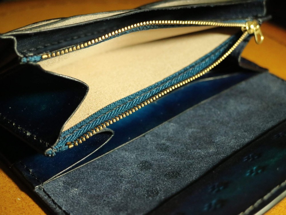 長財布☆【ブルーアンティーク染め】【猫の肉球エンブレム】 ～全５色～