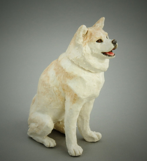 陶塑　うちの子オーダーメードのご案内：　秋田犬（ご参考） 1枚目の画像
