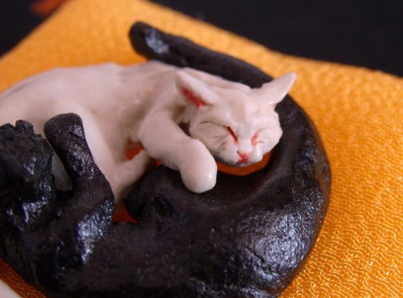 yin yang sleeping catsⅢ 2枚目の画像