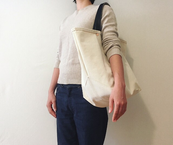 ″PUFF″ - Navy（Long Handle）【unisex】 1枚目の画像