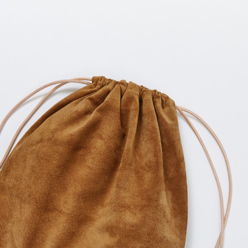 レザー ナップサック オール ブラック ｜ レディース メンズ 豚革 本革