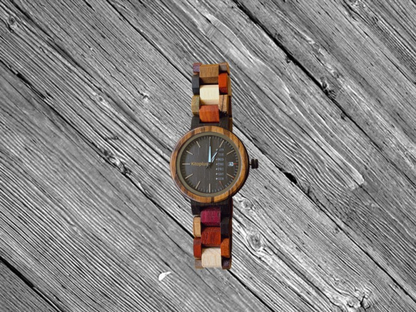 Wooden colorful Watch for women 3枚目の画像