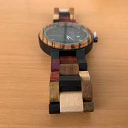 Wooden colorful Watch for women 4枚目の画像