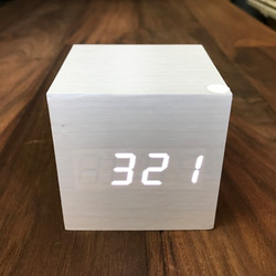 Wood cube clock　ホワイト×ホワイト 2枚目の画像