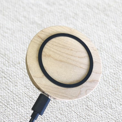 Wooden wireless charger ＋ Receiver for Apple 3枚目の画像