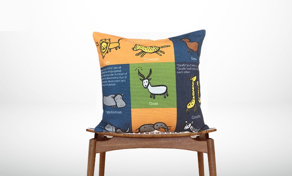 森のクッション The animals　-ヒノキの香り-