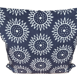 Forest Cushion Sunflowers Back Navy blue - 扁柏香 - 第2張的照片