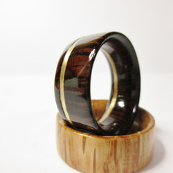 ブラスライン入り木製の指輪 ウェンジ 1枚目の画像