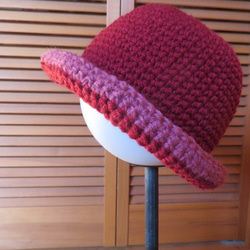 sale　赤×ピンク　ニット帽 1枚目の画像