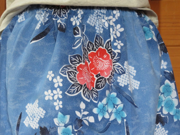 着物リメイク　浴衣　水色のギャザースカート 4枚目の画像