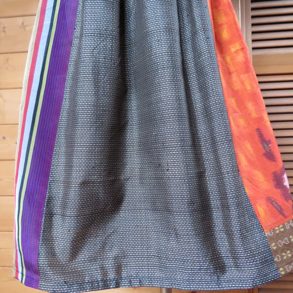 銘仙×シャリ感で軽やかギャザースカート 　着物リメイク 7枚目の画像