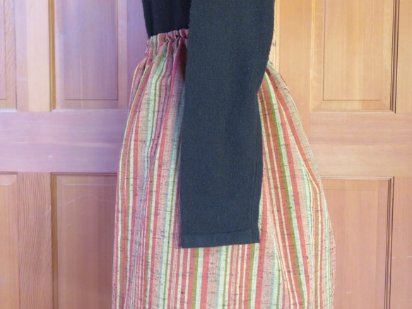 sale　ウールの反物から　ギャザースカート　着物リメイク 4枚目の画像