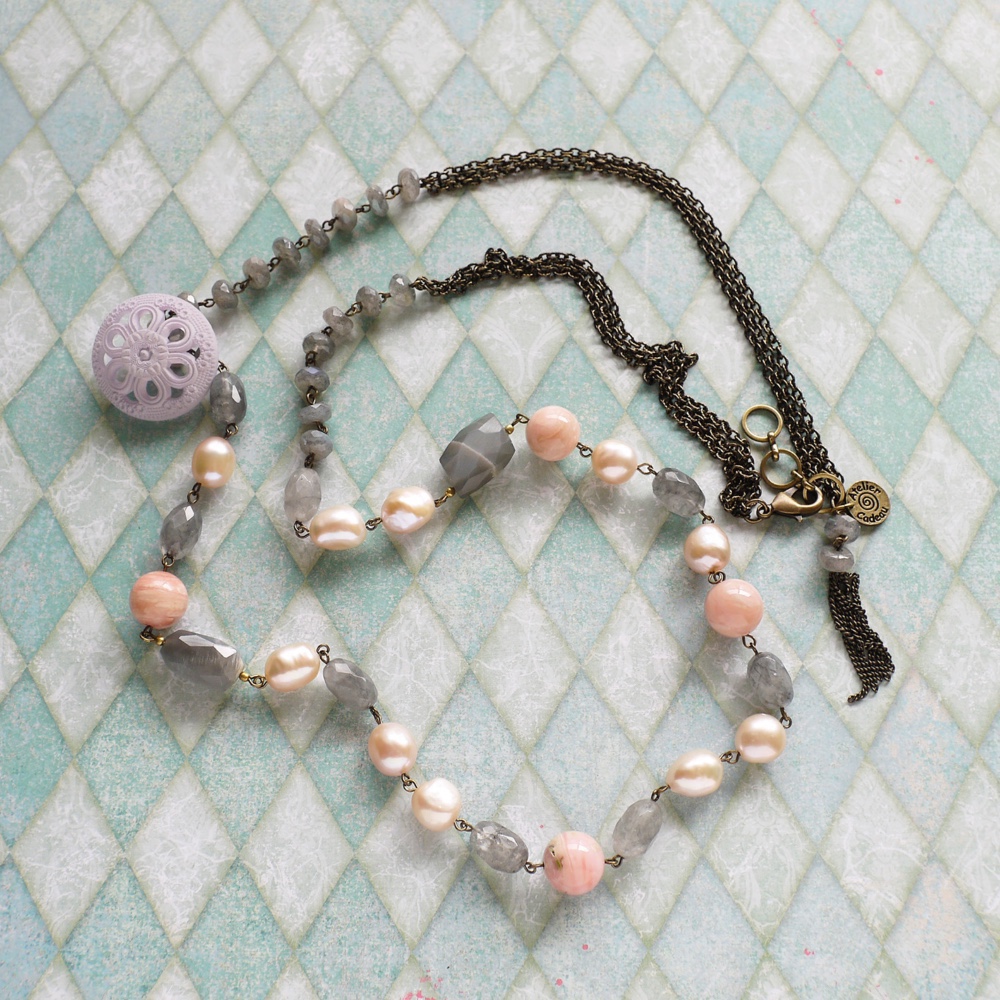 装飾ボタンのロングネックレスn-2412Nice-n12