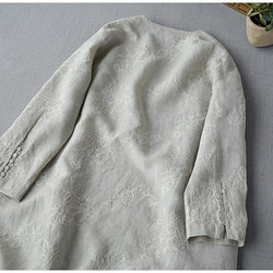春夏秋3シーズン活躍　リネン100％総刺繍Vネックポケット付き大人可愛い長袖ワンピース♪ 3枚目の画像