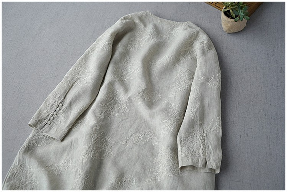 春夏秋3シーズン活躍　リネン100％総刺繍Vネックポケット付き大人可愛い長袖ワンピース♪ 3枚目の画像