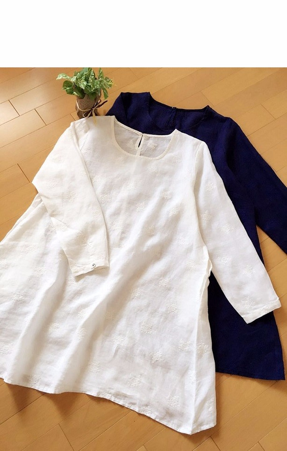 お花刺繍リネン、ポケット付Aラインシンプルな長袖チュニック 1枚目の画像